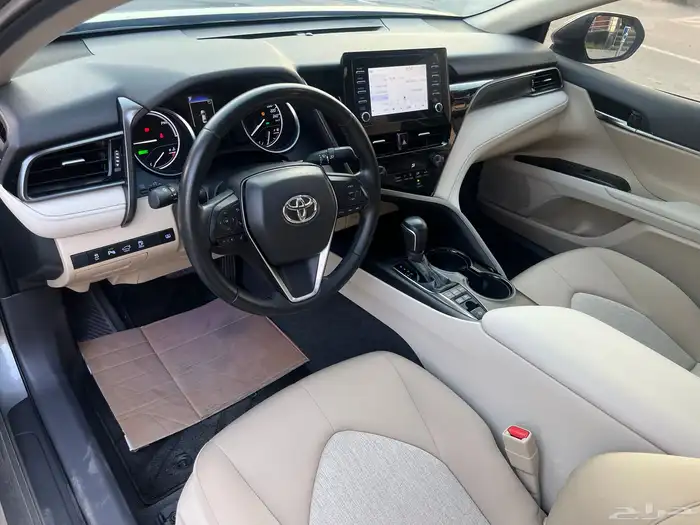 تويوتا كامري 2024 GLE (هايبرد) 10