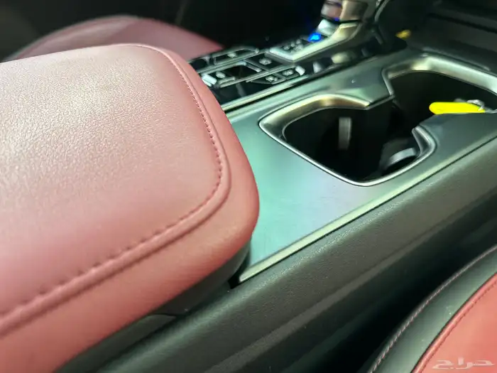 لكزس NX350h شبه جديده ماشيه 16 الف فقط بحاله الوكاله 19