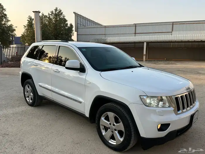 جيب شيروكي موديل 2013 2