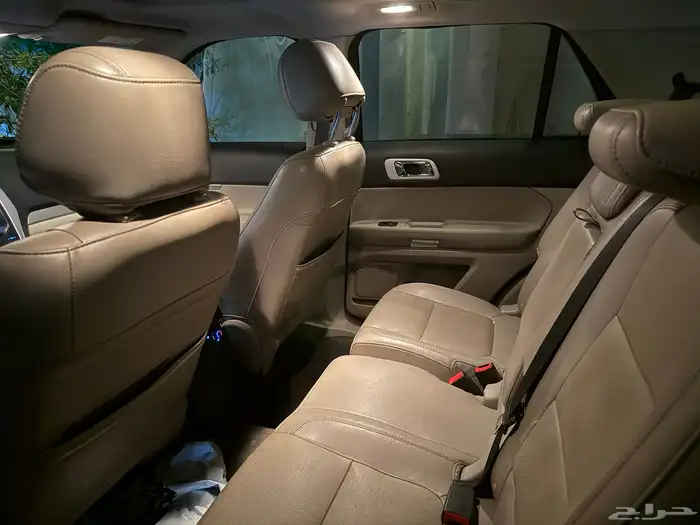 فورد إكسبلورر XLT 4WD موديل V6 2014 8
