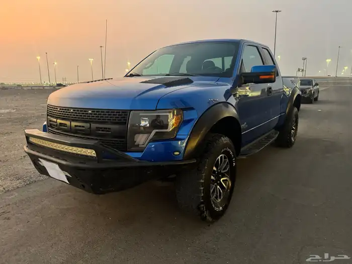 صدام فورد f150 رابتر 2014 1
