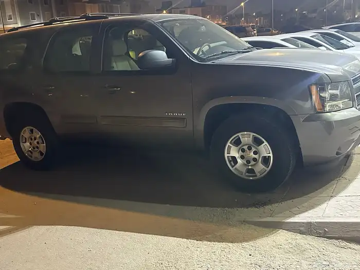 للبيع تاهو 2014 8