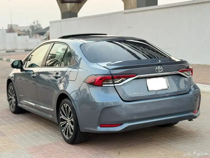 تويوتا كورولا 2021 فل كامل بودي وكاله للبيع 6