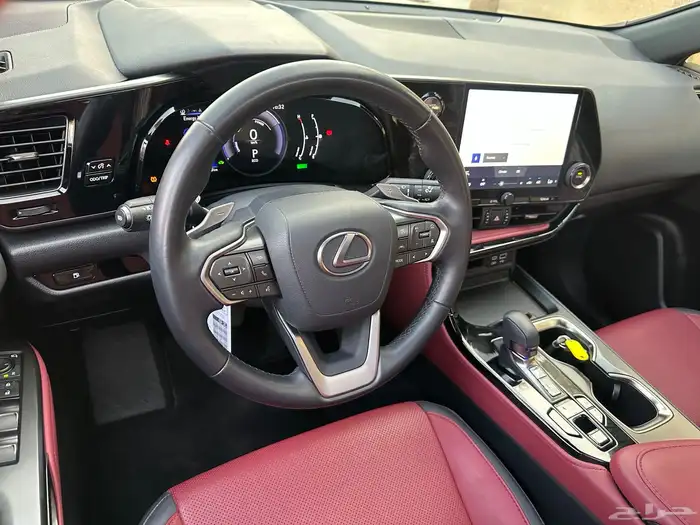 لكزس NX350h شبه جديده ماشيه 16 الف فقط بحاله الوكاله 23