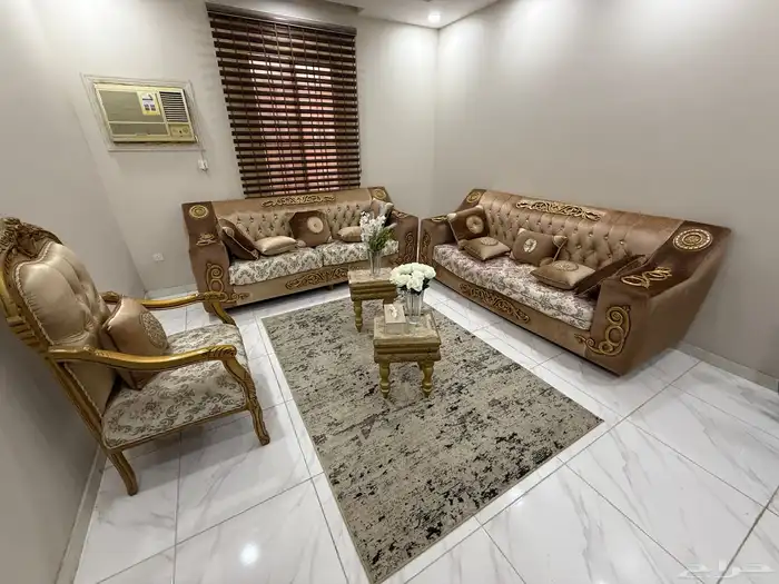 صالون مستعمل  5 قطع - 8 افراد استعمال نظيف 1