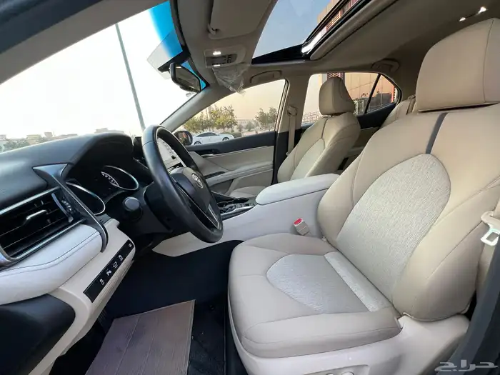 تويوتا كامري 2024 GLE (هايبرد) 11