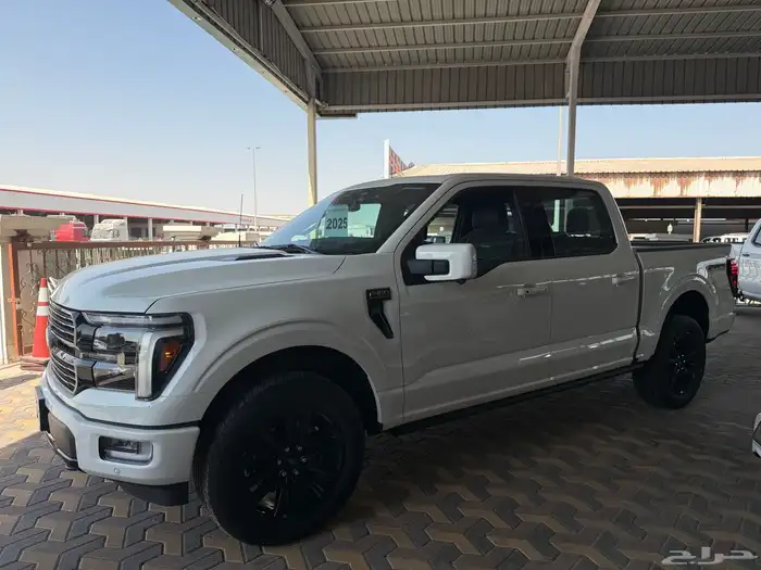 فورد F150 غمارتين بلاتينيوم فل موديل 2025 7