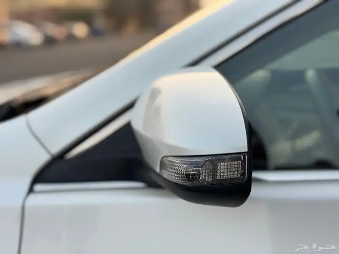 تويوتا كامري 2017 فل كامل GLX ابيض لولي 19