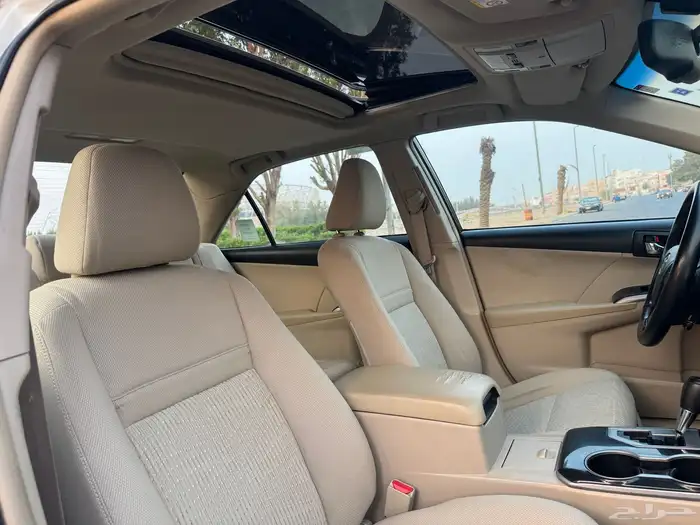 تويوتا كامري 2017 فل كامل GLX ابيض لولي 33