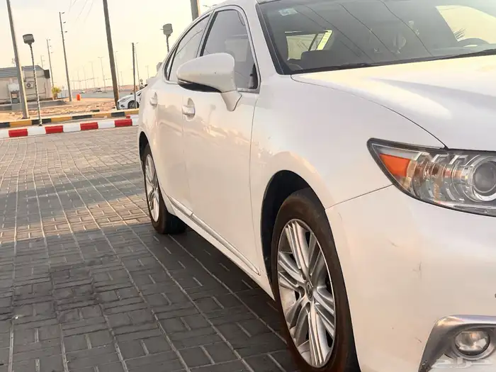 لكزس es 350 cc 2015 4