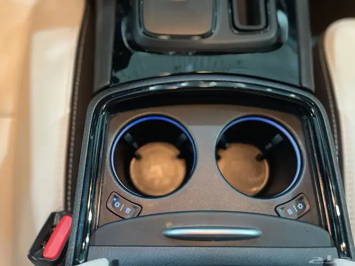 كرايزلر S300 2021 10