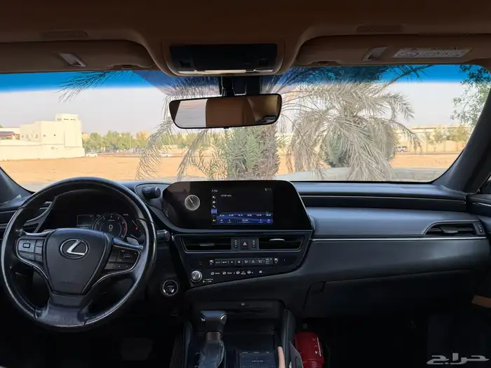 لكزس ES300h 2022 ممشى (41) الف 12