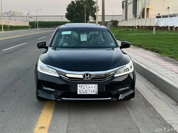 هوندا اكورد 2017 V6 sport نظيفة جدا 19