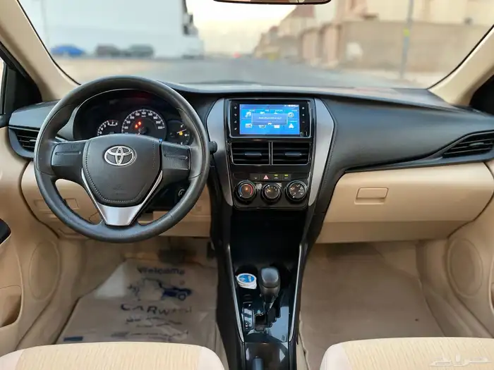 للبيع تويوتا يارس 2022 8