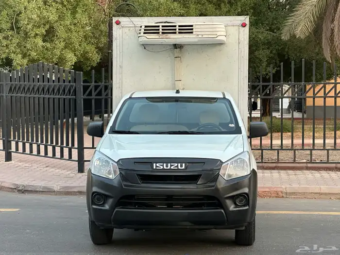 ايسوزو ثلاجه موديل 2025 سعودي قير عادي ديزل شامل الضريبة 7