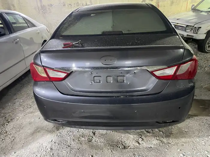 سوناتا 2013 قطع غيار فقط 1