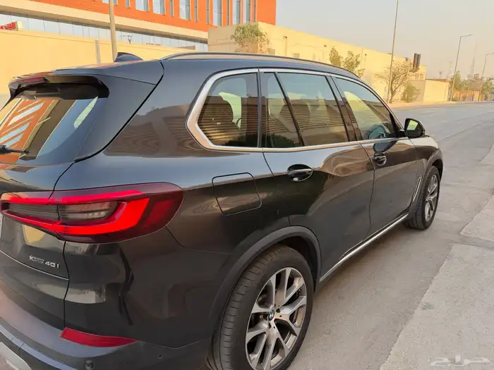 x5 2022 low milage 4