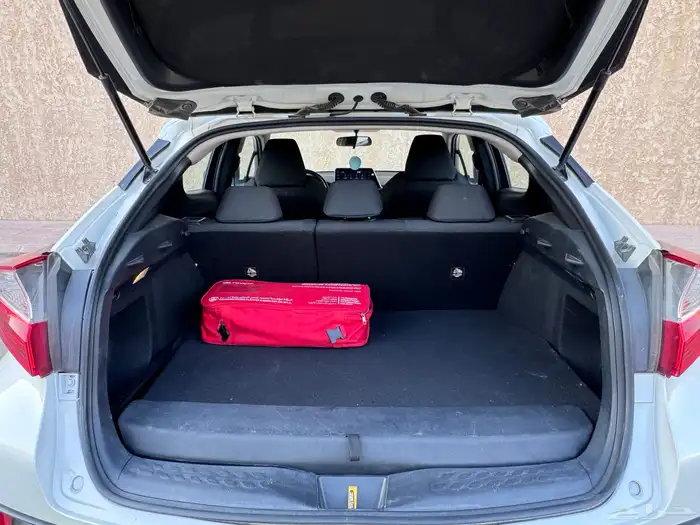 تويوتا هايبرد CHR 2022 اقتصادية بالبنزين 16