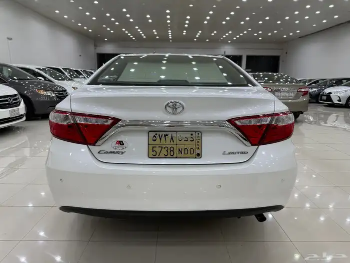 كامري 2017 ليميتد عداد 146 نظيف جدا 10