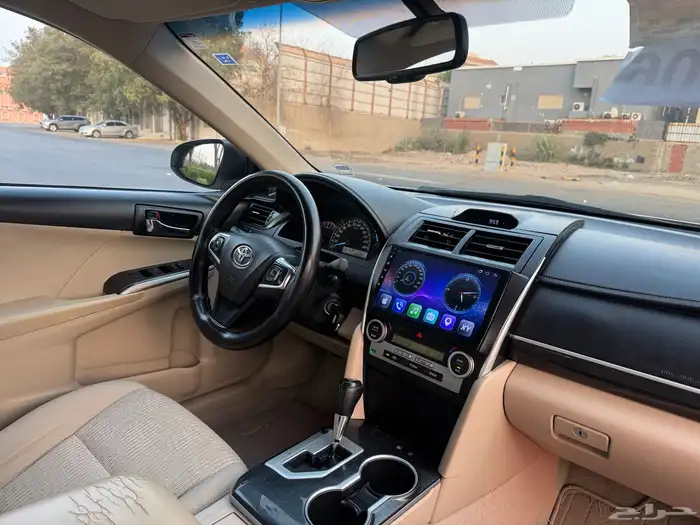 تويوتا كامري 2017 فل كامل GLX ابيض لولي 32