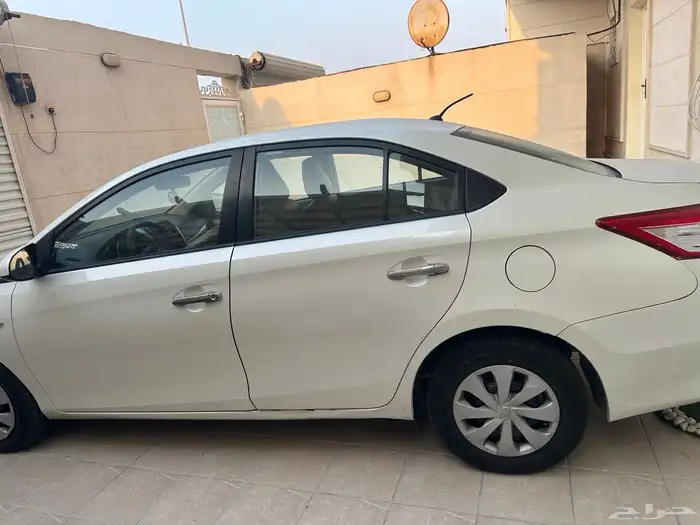 يارس 2015 اللون لؤلوي 1