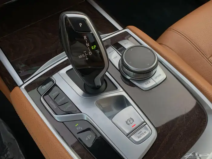 BMW 730i 2020 عداد قليل 41