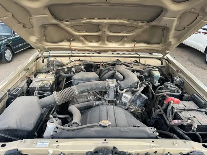 شاص 2016 رفرف بنزين فطيمي فل كامل وكالة 25