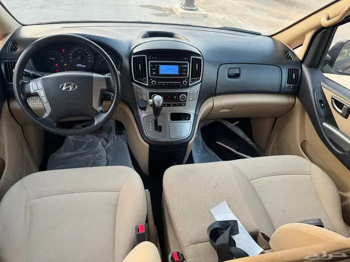 باص هونداي H1 بنزين 2021 13