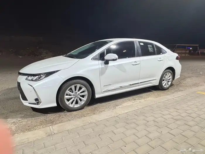 كورولا 2025 مكينة 2.0 استاندر مطور شبه جديد 0