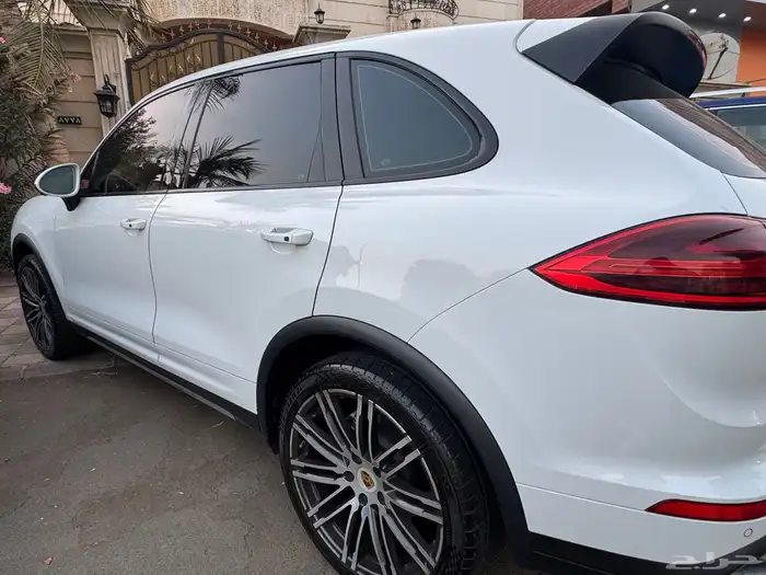 بورش كايين اس 2016 مخزن نظيف جدا 3