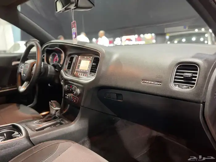 دودج تشارجر 2017 V8 RT 8