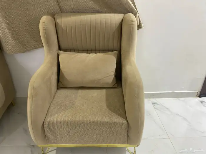 خمس كنبات كبار و ثنتين صغار مع ستاره ومع طاولات فرن غساله 2