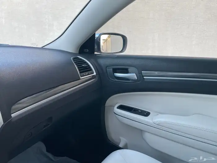 كرايزلر بنوارما 6 سلندر ممشى 106 الف ك 2021 للبيع او البدل 13