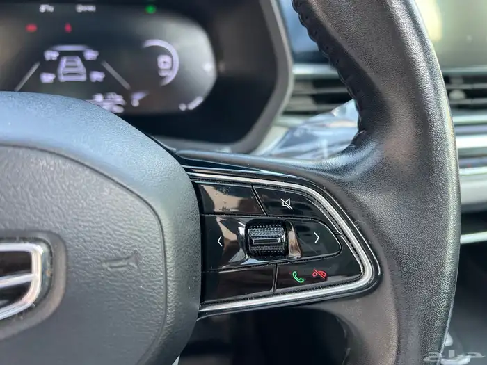 جيلي امجراند 2023 فتحة جلد فل كامل عداد قليل 17