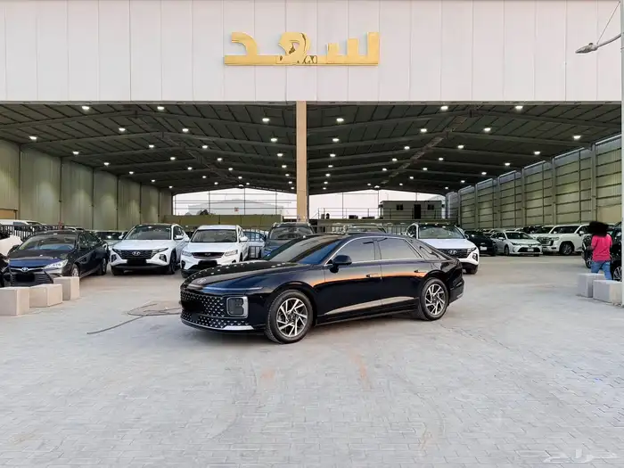 هيونداي ازيرا اكسلكوسف 2024 اسود 0