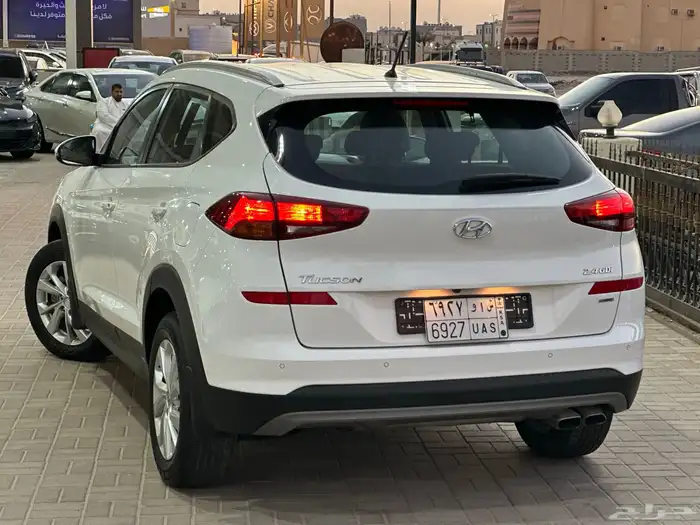 جيب هونداي توسان بنزين نص فل دبل 2020 9