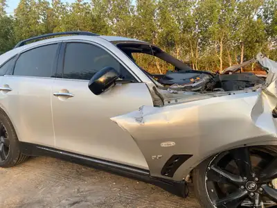 جيب إنفنتي qx70s 2015 مصدوم index