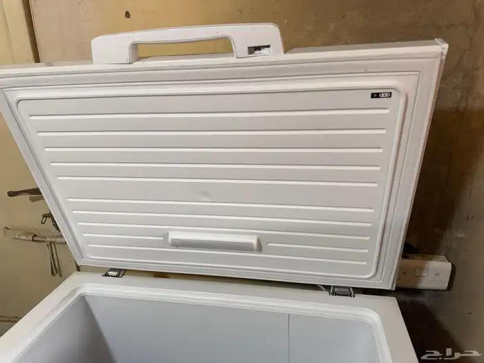 ثلاجه وشاشه 1