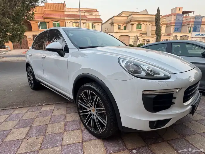 بورش كايين اس 2016 مخزن نظيف جدا 1
