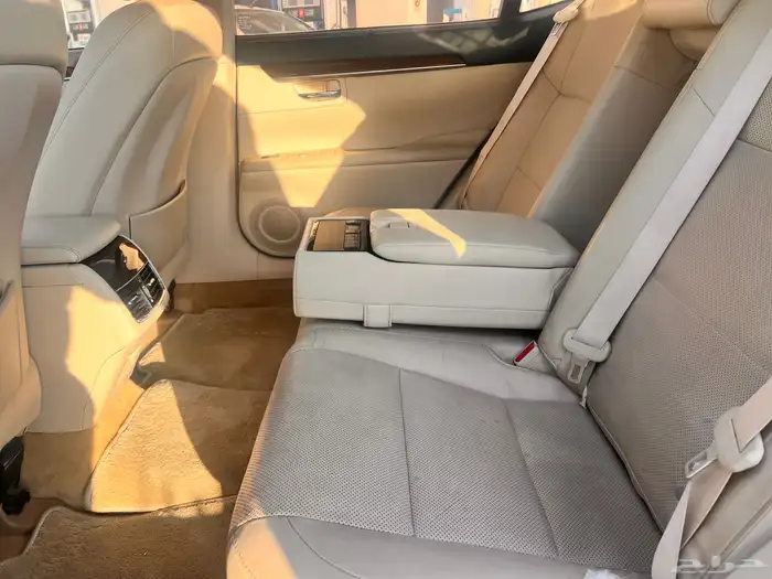 لكزس es 350 cc 2015 14