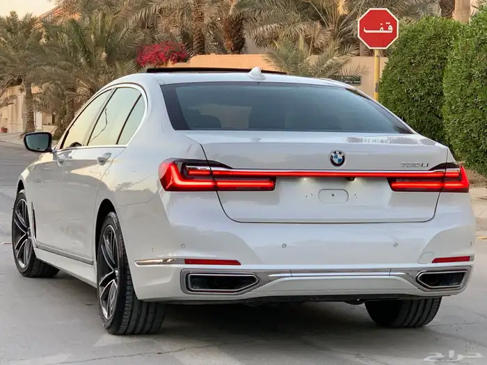 BMW 730i 2020 عداد قليل 8