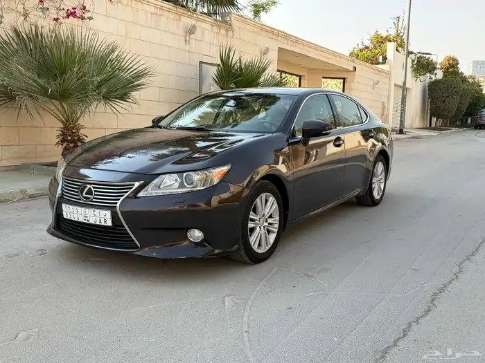 لكزس es350 cc 2013 مالك واحد من الوكاله 27