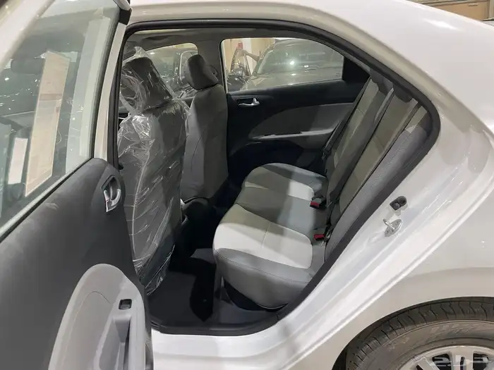 كيا بيجاس 2025 قير اتوماتيك- فتحه سقف ( بنزين ) 1.4L 8