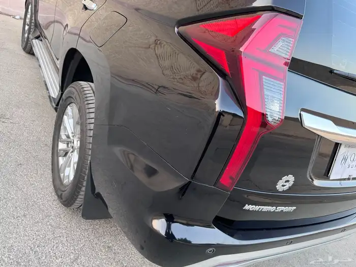 مستبيشي مونتيرو 2020 بحالة ممتازة 13