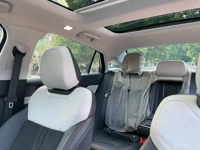 2023 فورد توروس تيتانيوم فل كامل 14