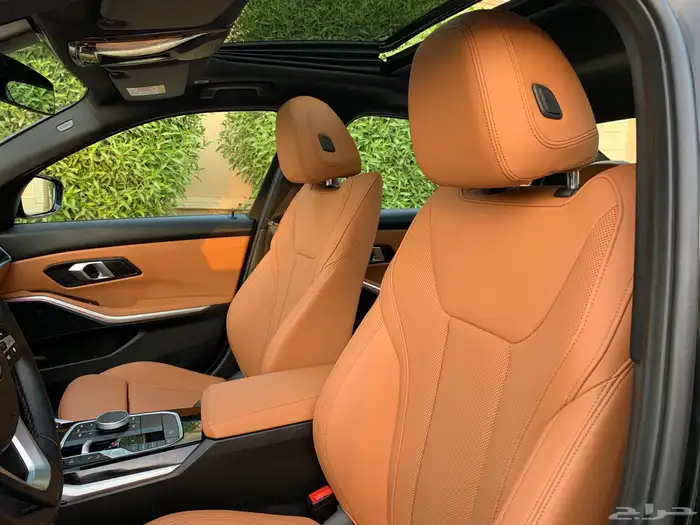 بي ام دبليو 2024 320i 30