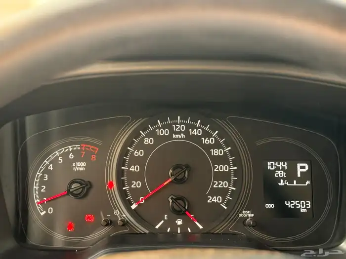 تويوتا كورولا 2024 رمادي 2.0 13