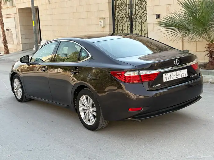 لكزس es350 cc 2013 مالك واحد من الوكاله 33