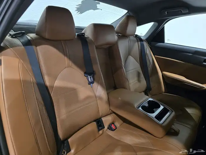 تويوتا افالون موديل 2021 بحالة ممتازة 7