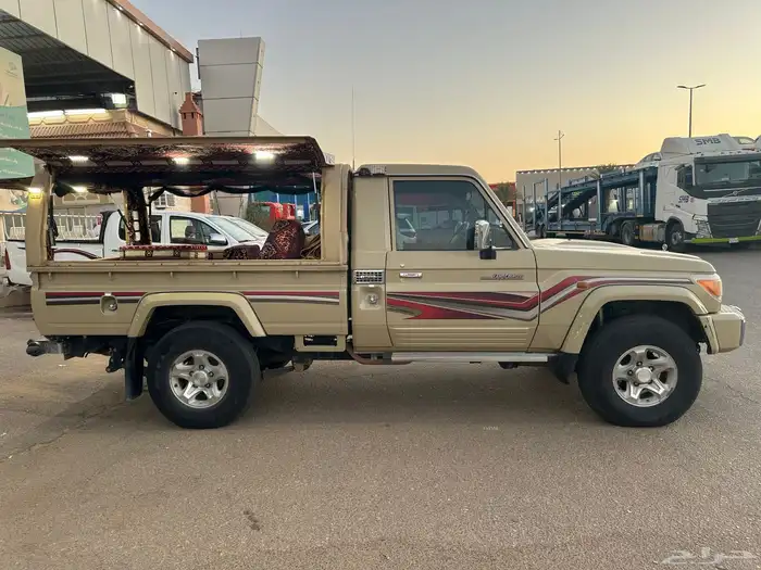 شاص 2016 رفرف بنزين فطيمي فل كامل وكالة 10